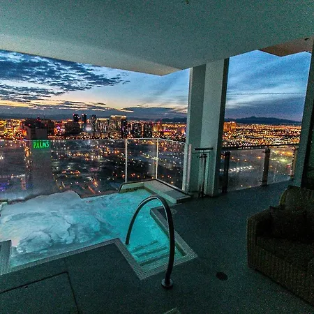 Dream Penthouse At Palms Place